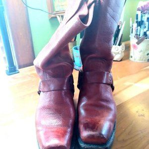 Red Frye women's square toe boots  size 8